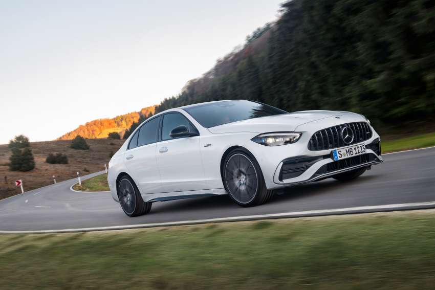 W206 Mercedes-AMG C43 4Matic – 2.0T four-cylinder replaces 3.0T V6; 408 PS, 500 Nm with electric turbo 1449521