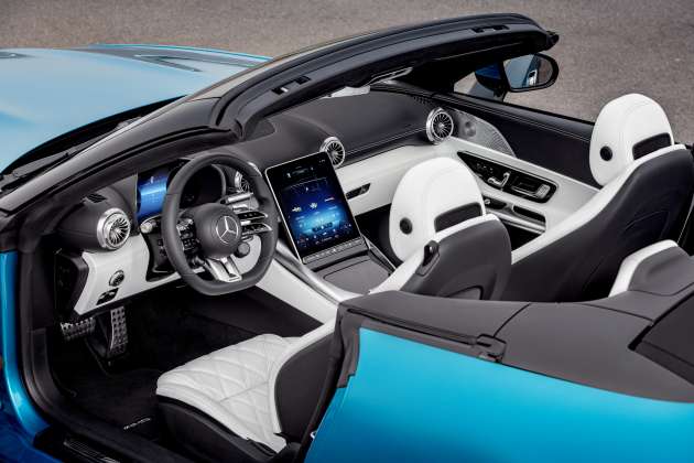 2022 Mercedes-AMG SL43 debuts with 381 PS, 480 Nm – 2.0L four-cylinder with F1-derived electric turbo
