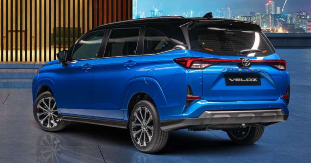 2022 Toyota Veloz in Malaysia – Alza’s upmarket twin shown in full; 2-tone paint, 17-inch wheels; RM95k est