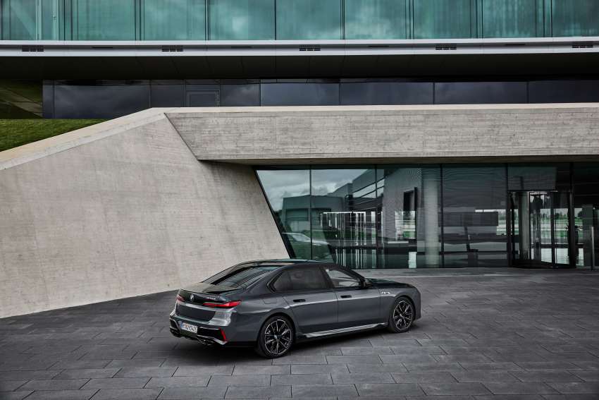 2023 BMW 7 Series – G70 PHEV variants detailed; 750e xDrive and 571 PS M760e xDrive; up to 87 km EV range 1518923