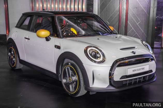 2023 MINI Electric gains panoramic sunroof, heated seats, new colour in Malaysia – EV now from RM194k