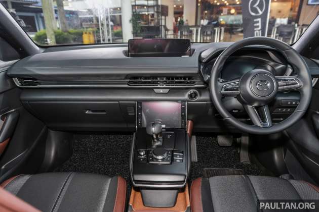 Mazda MX-30 2023 – unit spesifikasi tempatan pertama tiba di M’sia – 145 PS, jarak gerak 199 km; RM199k
