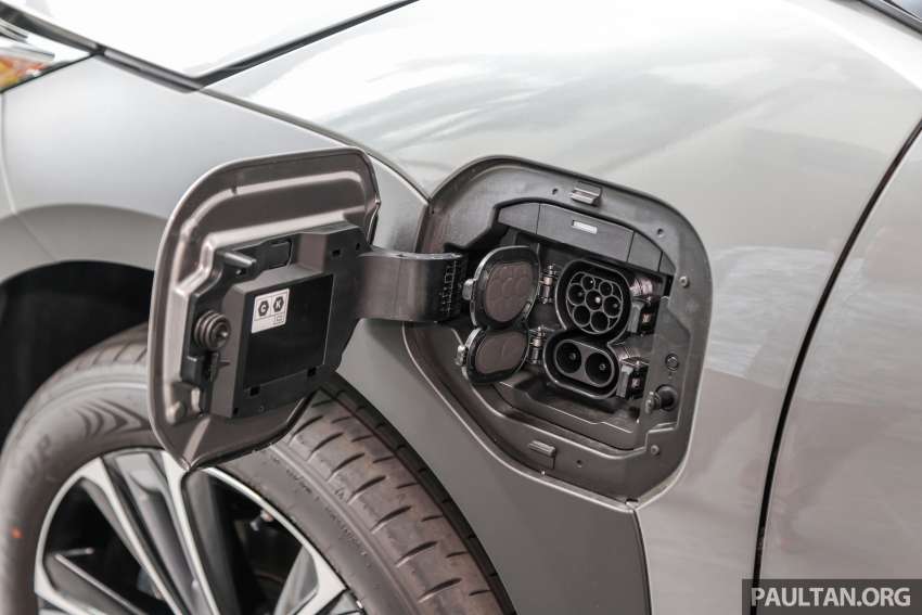 Toyota bZ4X sighted in Malaysia – EV crossover with 71.4 kWh battery and up to 500 km range coming soon 1563481