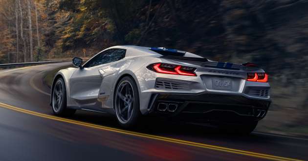 2024 Chevrolet Corvette E-Ray revealed with hybrid, AWD tech – 1st time in model’s history; 6.2L V8, 655 hp