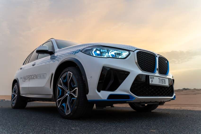 BMW iX5 Hydrogen has 401 hp power, 504 km range 1665481