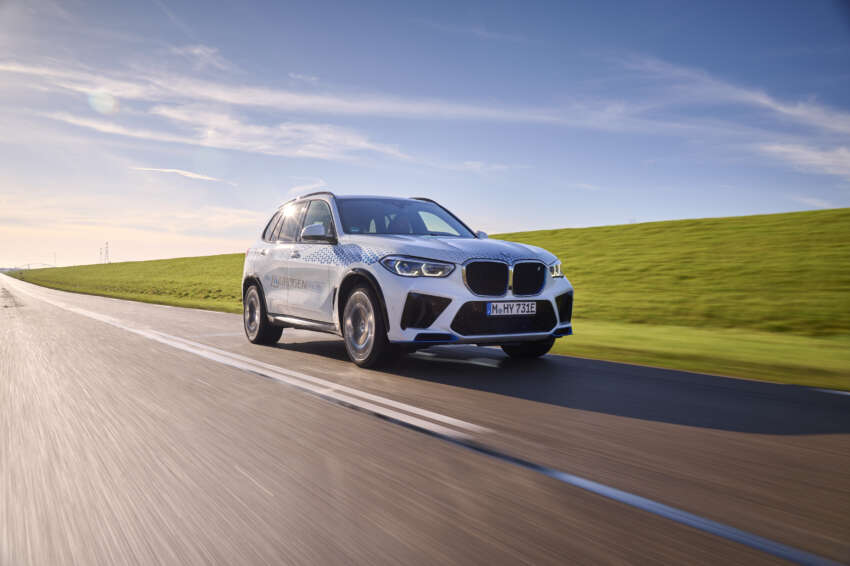 BMW iX5 Hydrogen has 401 hp power, 504 km range 1581818