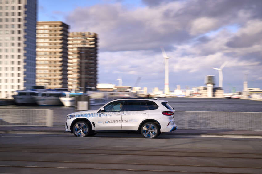 BMW iX5 Hydrogen has 401 hp power, 504 km range 1581899