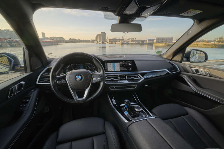 BMW iX5 Hydrogen has 401 hp power, 504 km range 1581838