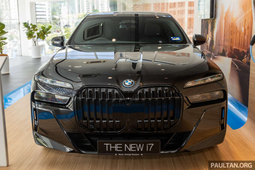 BMW i7 xDrive60 configurator shows RM730k price? 1593979