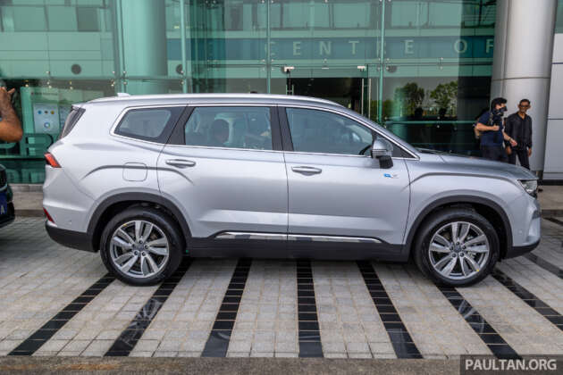 FIRST DRIVE: 2023 Proton X90 1.5L mild hybrid tested – is there enough power for a large three-row SUV?