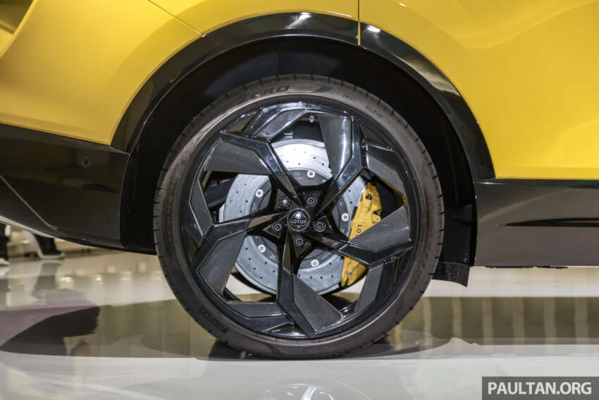 Lotus Eletre EV launched in Malaysia – up to 905 hp, 0-100 in 2.95s, 600 km WLTP range; RM578k-RM798k 1602683