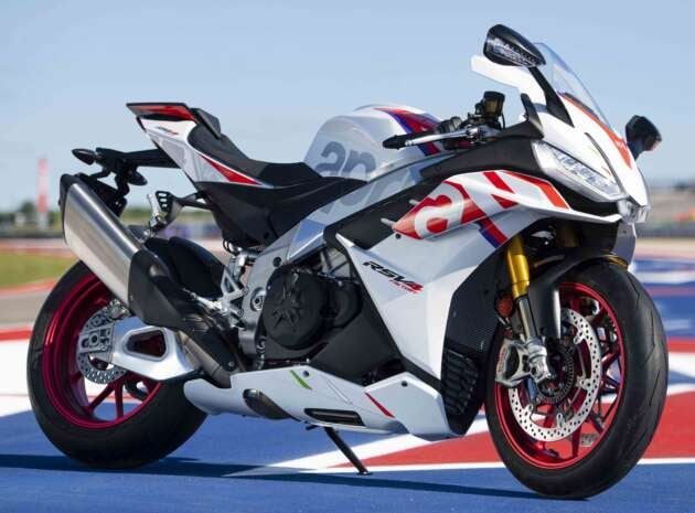 2023 Aprilia RSV4 Factory and Tuono V4 Factory in limited edition Speed White paint this year only