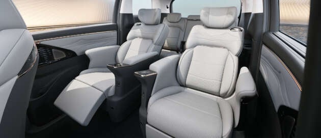 GAC M8/E9 seen in Malaysia – hybrid MPV coming soon to compete with Toyota Alphard/Vellfire?