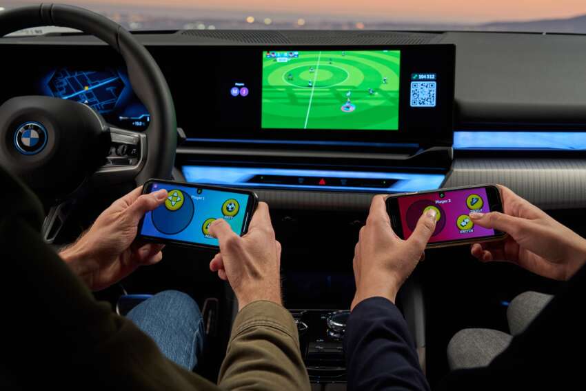 BMW i5 and 2024 BMW 5 Series G60 – M60 xDrive with up to 601 hp; AirConsole brings in-car gaming 1617600