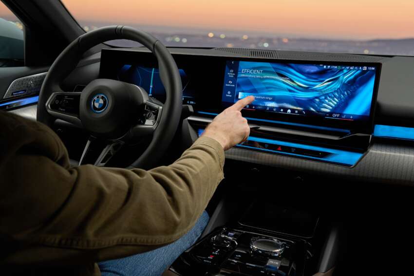 BMW i5 and 2024 BMW 5 Series G60 – M60 xDrive with up to 601 hp; AirConsole brings in-car gaming 1617611