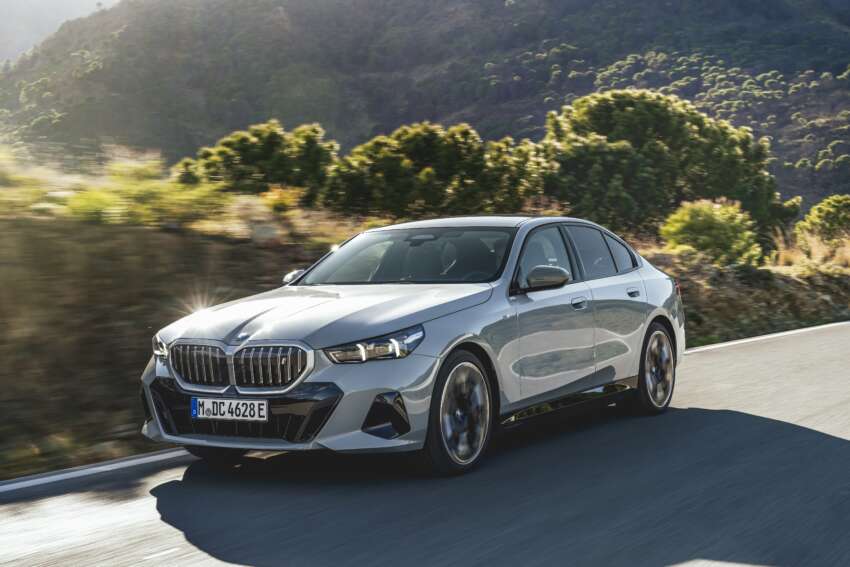 BMW i5 and 2024 BMW 5 Series G60 – M60 xDrive with up to 601 hp; AirConsole brings in-car gaming 1617673