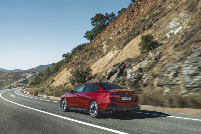 BMW i5 and 2024 BMW 5 Series G60 – M60 xDrive with up to 601 hp; AirConsole brings in-car gaming 1617693