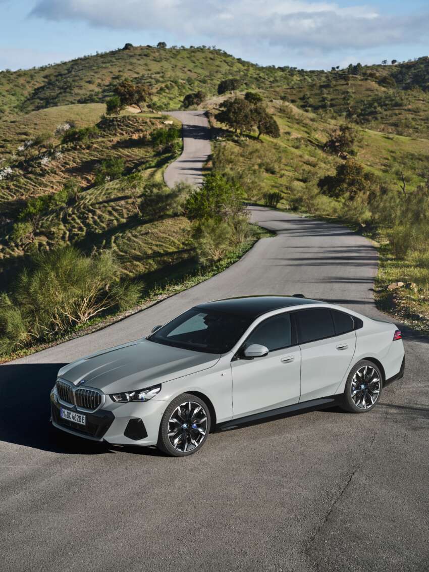 BMW i5 and 2024 BMW 5 Series G60 – M60 xDrive with up to 601 hp; AirConsole brings in-car gaming 1617784
