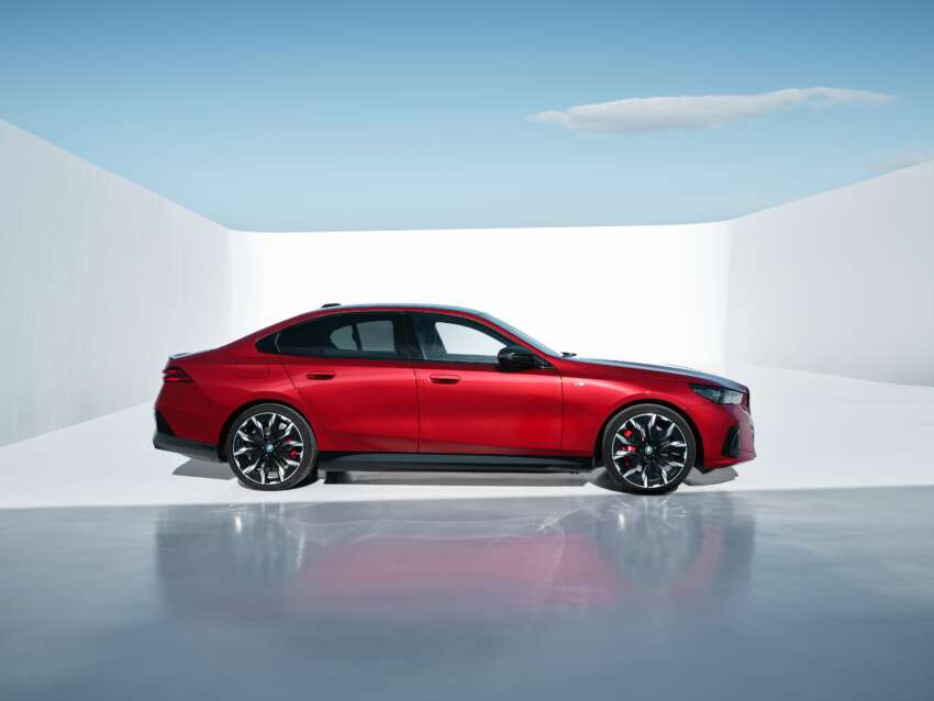 BMW i5 and 2024 BMW 5 Series G60 – M60 xDrive with up to 601 hp; AirConsole brings in-car gaming 1617722