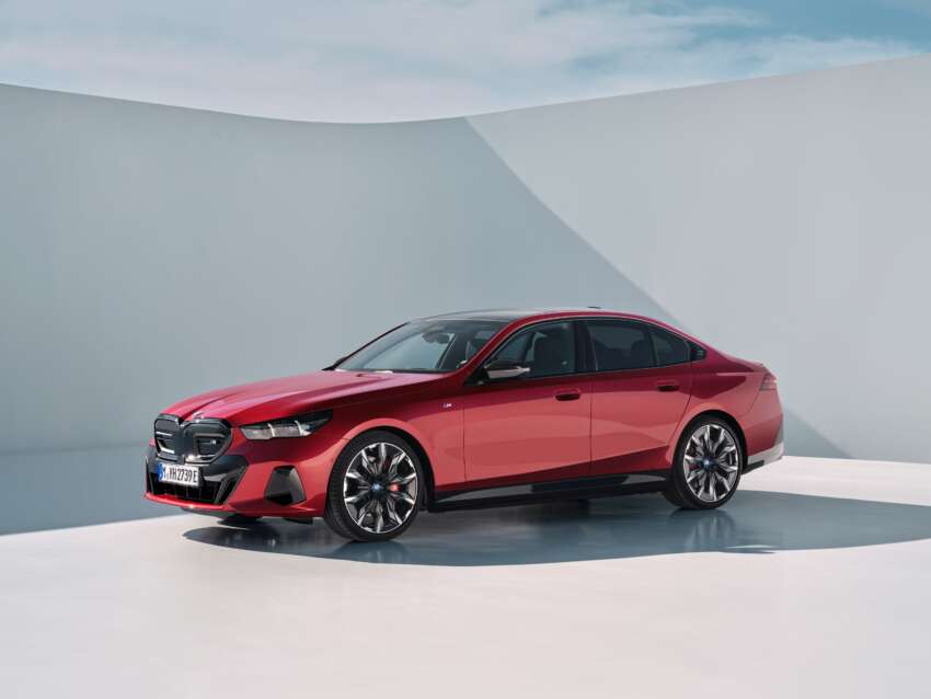 BMW i5 and 2024 BMW 5 Series G60 – M60 xDrive with up to 601 hp; AirConsole brings in-car gaming 1617725