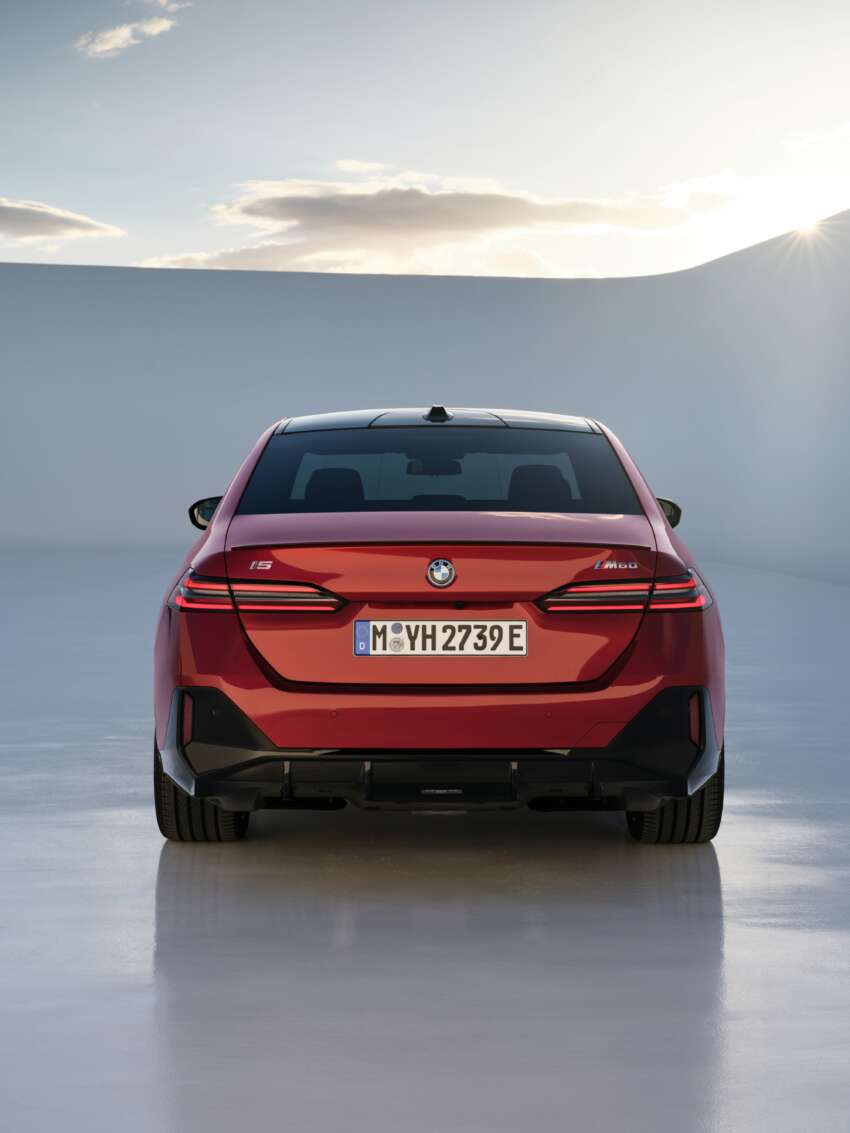 BMW i5 and 2024 BMW 5 Series G60 – M60 xDrive with up to 601 hp; AirConsole brings in-car gaming 1617758