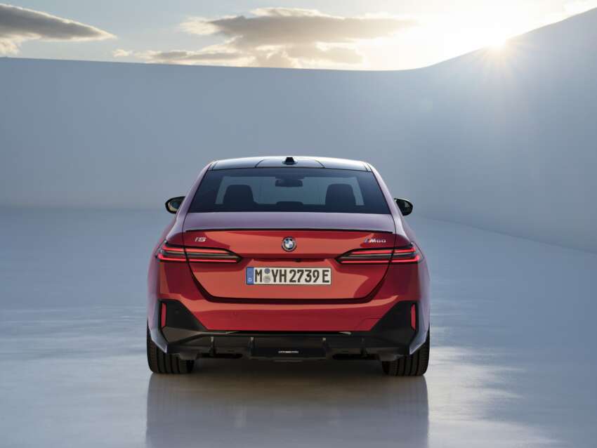 BMW i5 and 2024 BMW 5 Series G60 – M60 xDrive with up to 601 hp; AirConsole brings in-car gaming 1617761