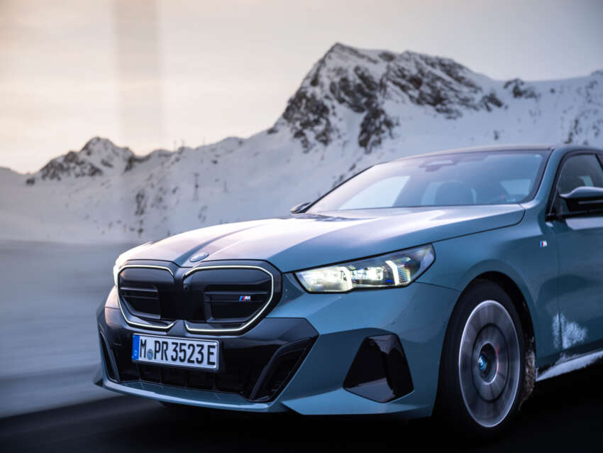 BMW i5 and 2024 BMW 5 Series G60 – M60 xDrive with up to 601 hp; AirConsole brings in-car gaming 1700503