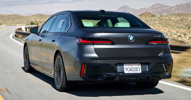 2023 BMW i7 xDrive60 M Sport in Malaysia – 625 km EV range, 544 PS, 31.3-inch theatre screen; fr RM707k