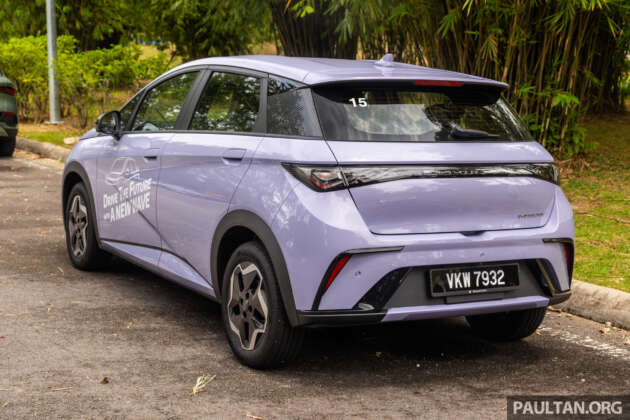 PANDU UJI: BYD Dolphin 2023 – harga macam kereta enjin petrol, sesuai untuk jadi EV pertama anda?