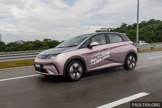 PANDU UJI: BYD Dolphin 2023 – harga macam kereta enjin petrol, sesuai untuk jadi EV pertama anda?