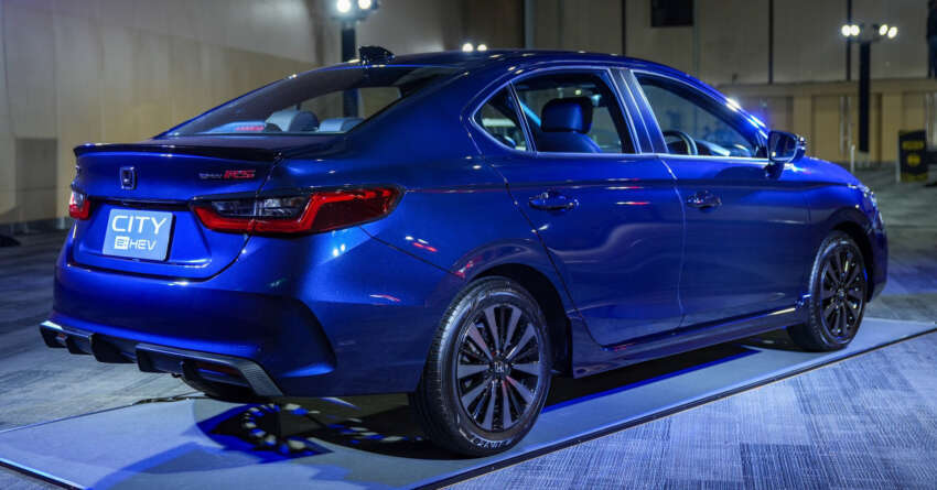 Honda City <em>facelift</em> 2023 dilancar di M’sia — lima varian termasuk hibrid, Honda Connect, dari RM84,900 1653419