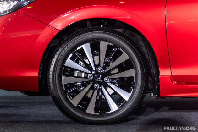 Honda City <em>facelift</em> 2023 dilancar di M’sia — lima varian termasuk hibrid, Honda Connect, dari RM84,900