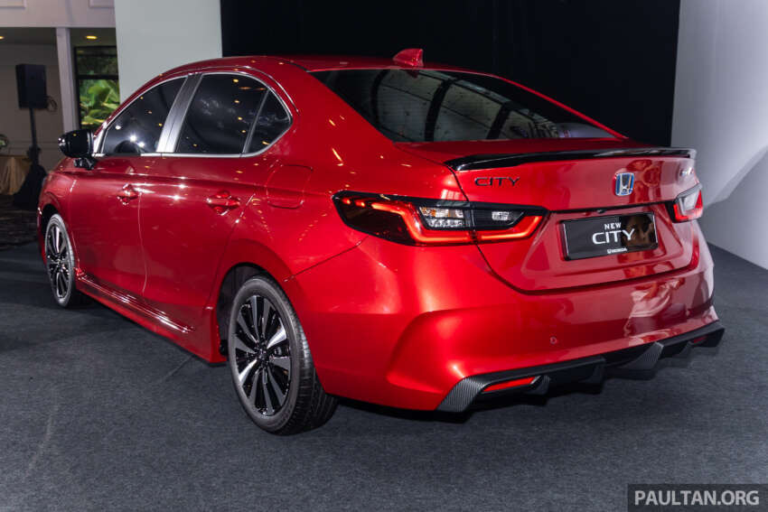 Honda City <em>facelift</em> 2023 dilancar di M’sia — lima varian termasuk hibrid, Honda Connect, dari RM84,900 1653637