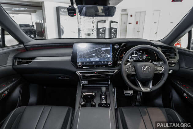 Lexus RX 500h F Sport 2023 di Malaysia — 2.4L turbo hibrid, 371 PS/550 Nm, DIRECT4; harga dari RM499k
