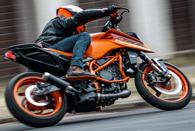 2024 KTM Duke 390 updated – new frame and sub-frame, LC4c engine goes from 373 cc to 399 cc