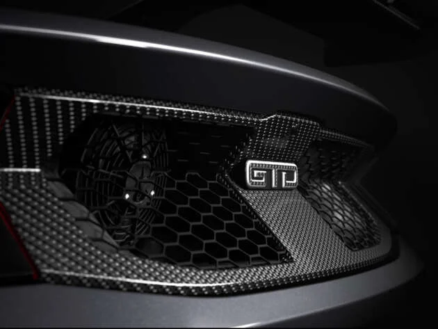 2025 Ford Mustang GTD debuts – race car for the road; 800 hp 5.2L V8; lots of carbon; from RM1.394 mil est