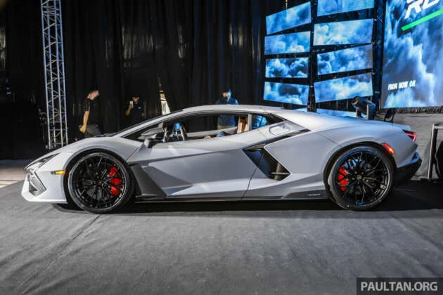 Lamborghini Revuelto diperkenalkan di Malaysia – 6.5L V12 PHEV, 1,015 PS, tiga e-motor, ADAS