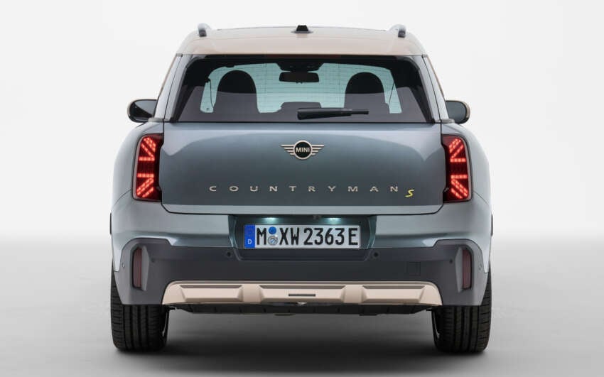 2024 MINI Countryman Electric debuts – single- and dual-motor EV powertrains; up to 313 hp, 462 km range 1662688