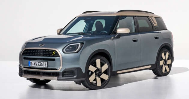 2024 MINI Countryman Electric debuts – single- and dual-motor EV powertrains; up to 313 hp, 462 km range
