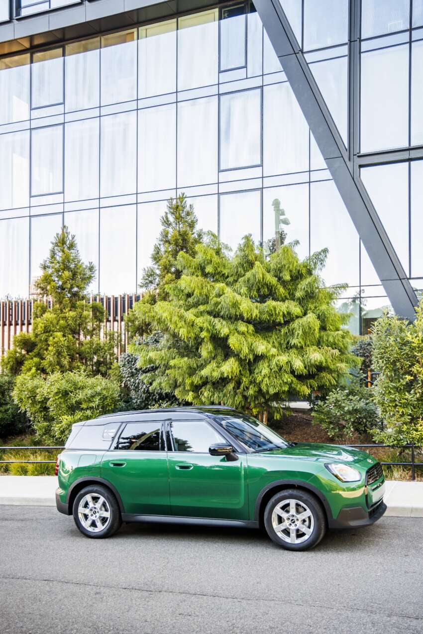 2024 MINI Countryman Electric debuts – single- and dual-motor EV powertrains; up to 313 hp, 462 km range 1670795