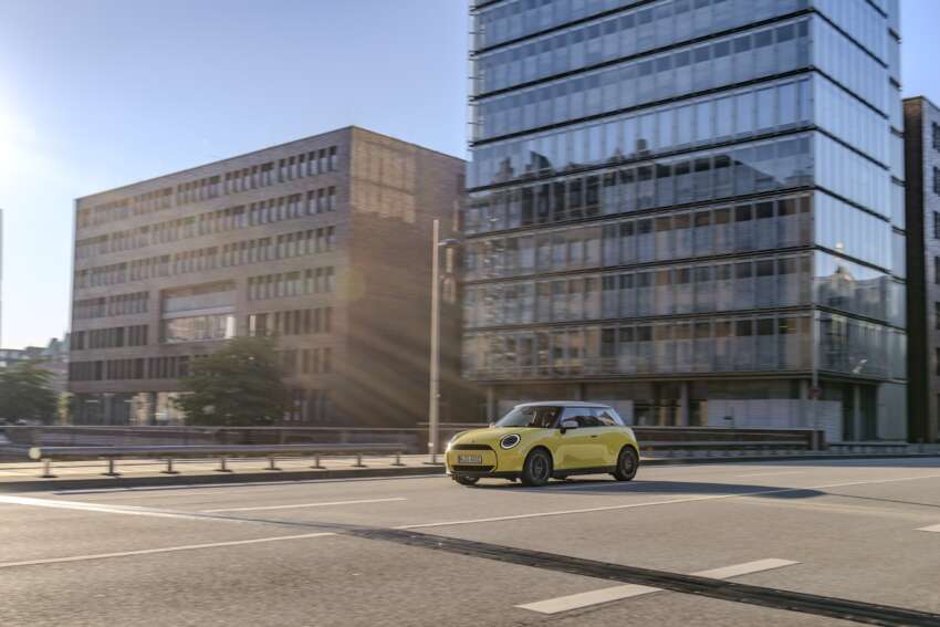 2024 MINI Cooper Electric debuts – simpler design for 5th gen; E, SE variants; up to 218 PS, 402 km EV range 1727531