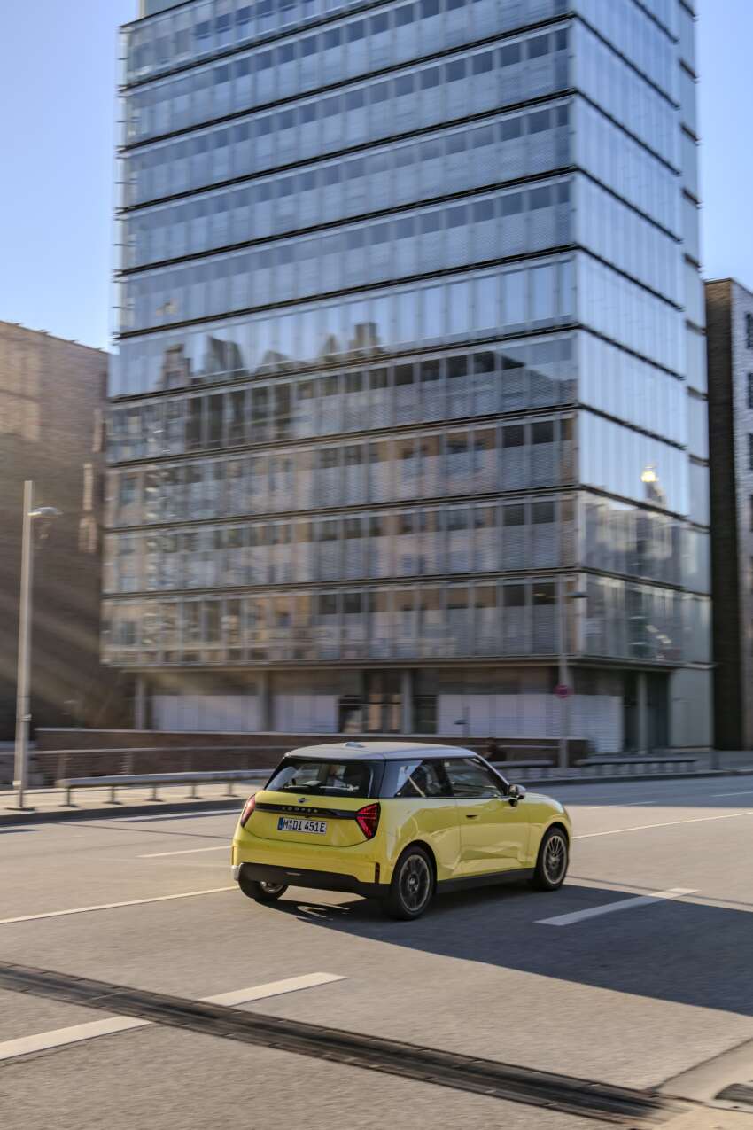 2024 MINI Cooper Electric debuts – simpler design for 5th gen; E, SE variants; up to 218 PS, 402 km EV range 1727533