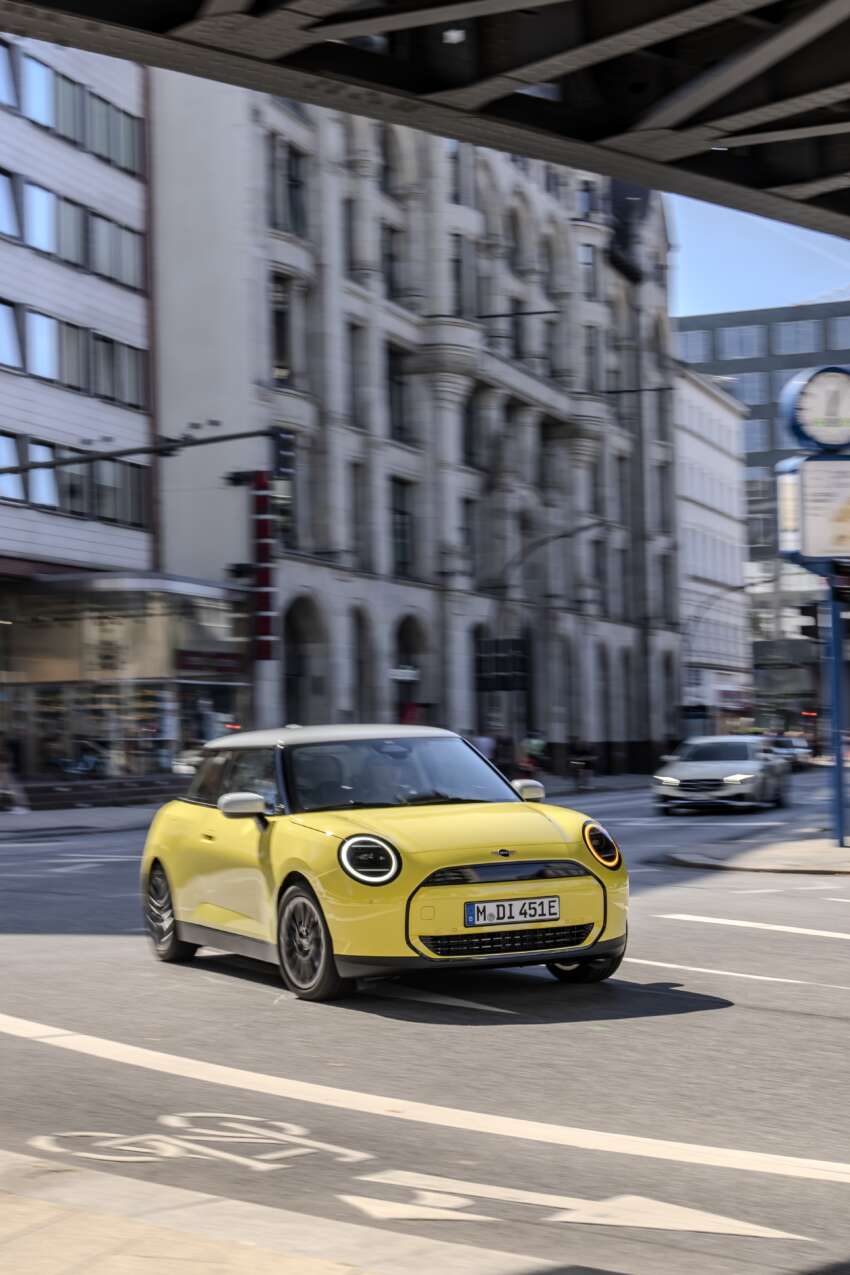 2024 MINI Cooper Electric debuts – simpler design for 5th gen; E, SE variants; up to 218 PS, 402 km EV range 1727526