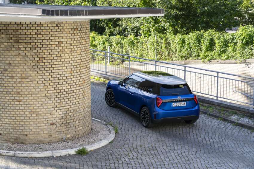 2024 MINI Cooper Electric debuts – simpler design for 5th gen; E, SE variants; up to 218 PS, 402 km EV range 1680669