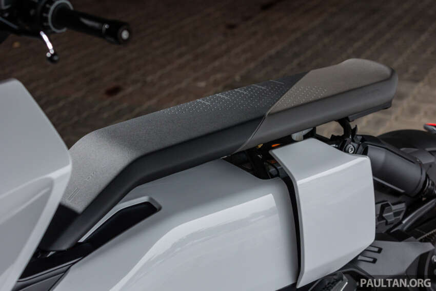 REVIEW: BMW Motorrad CE 04 – riding the electric skateboard, priced at RM59,500 in Malaysia 1682309