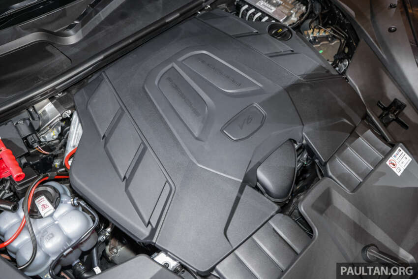 2024 Porsche Cayenne E3 facelift CKD launched in Malaysia; more power, new look inside/out; RM600k 1676041