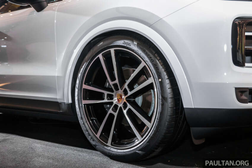 2024 Porsche Cayenne E3 facelift CKD launched in Malaysia; more power, new look inside/out; RM600k 1676047