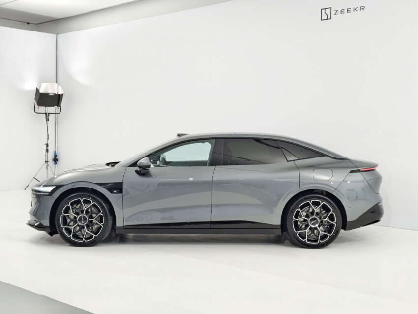 Zeekr 007 revealed – EV sedan with single-, dual-motor versions, full-length glass roof; from RM130k in China 1696683
