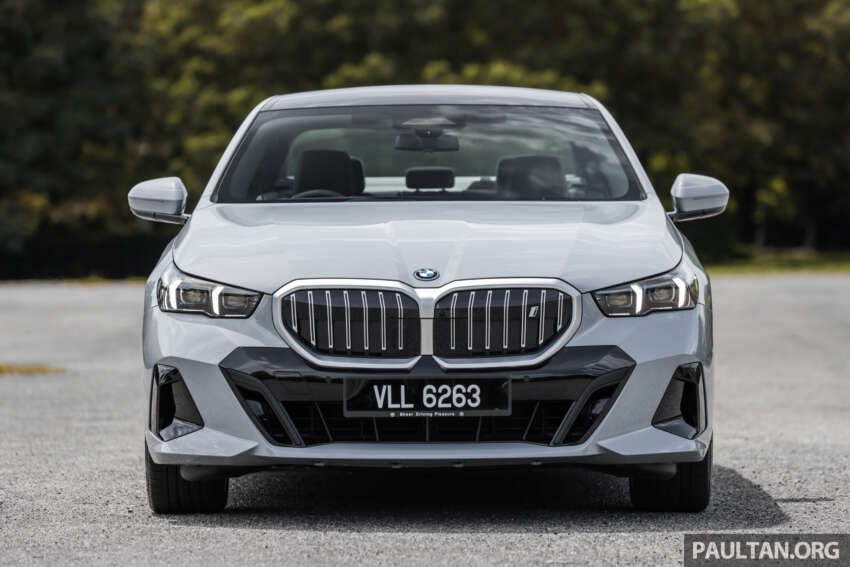 2024 BMW i5 eDrive40 Malaysian review – 582 km range; fr RM400k; is the first-ever 5 Series EV good? 1711034