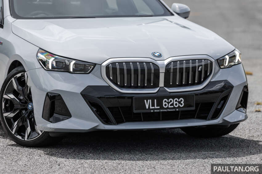 2024 BMW i5 eDrive40 Malaysian review – 582 km range; fr RM400k; is the first-ever 5 Series EV good? 1711039